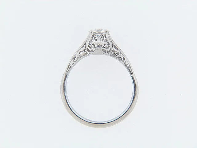 10K-WG DIAMOND SOLITAIRE RING