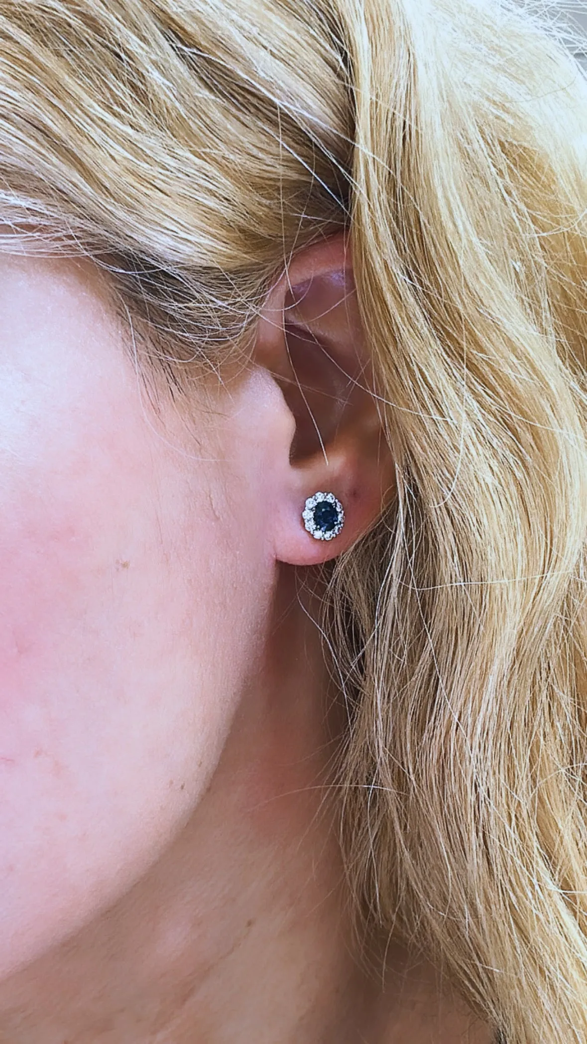1.27ct tw Ladies Diamond and Blue Sapphire Earrings