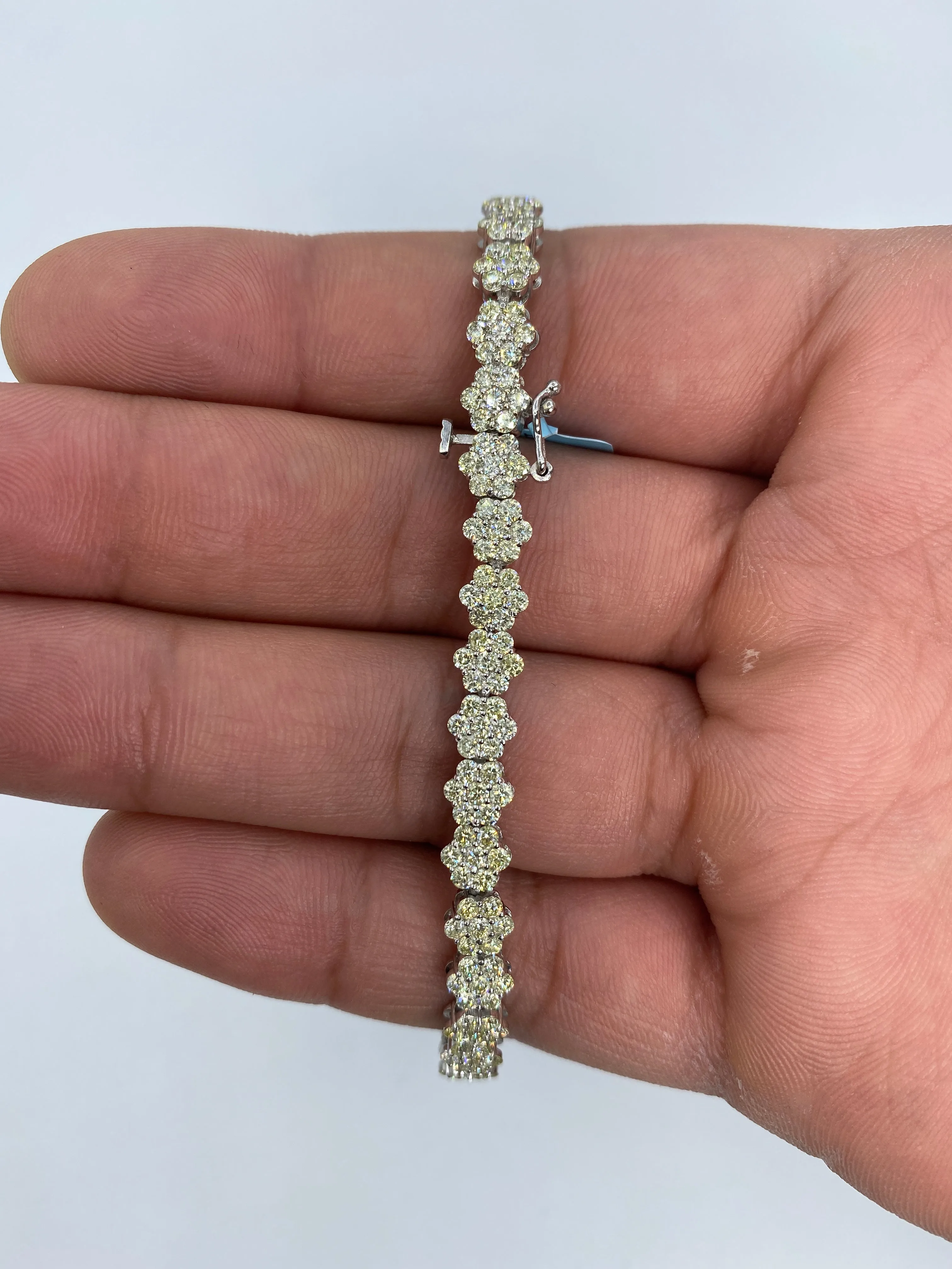 14K 5.5MM Flower Diamond Bracelet 8.5"