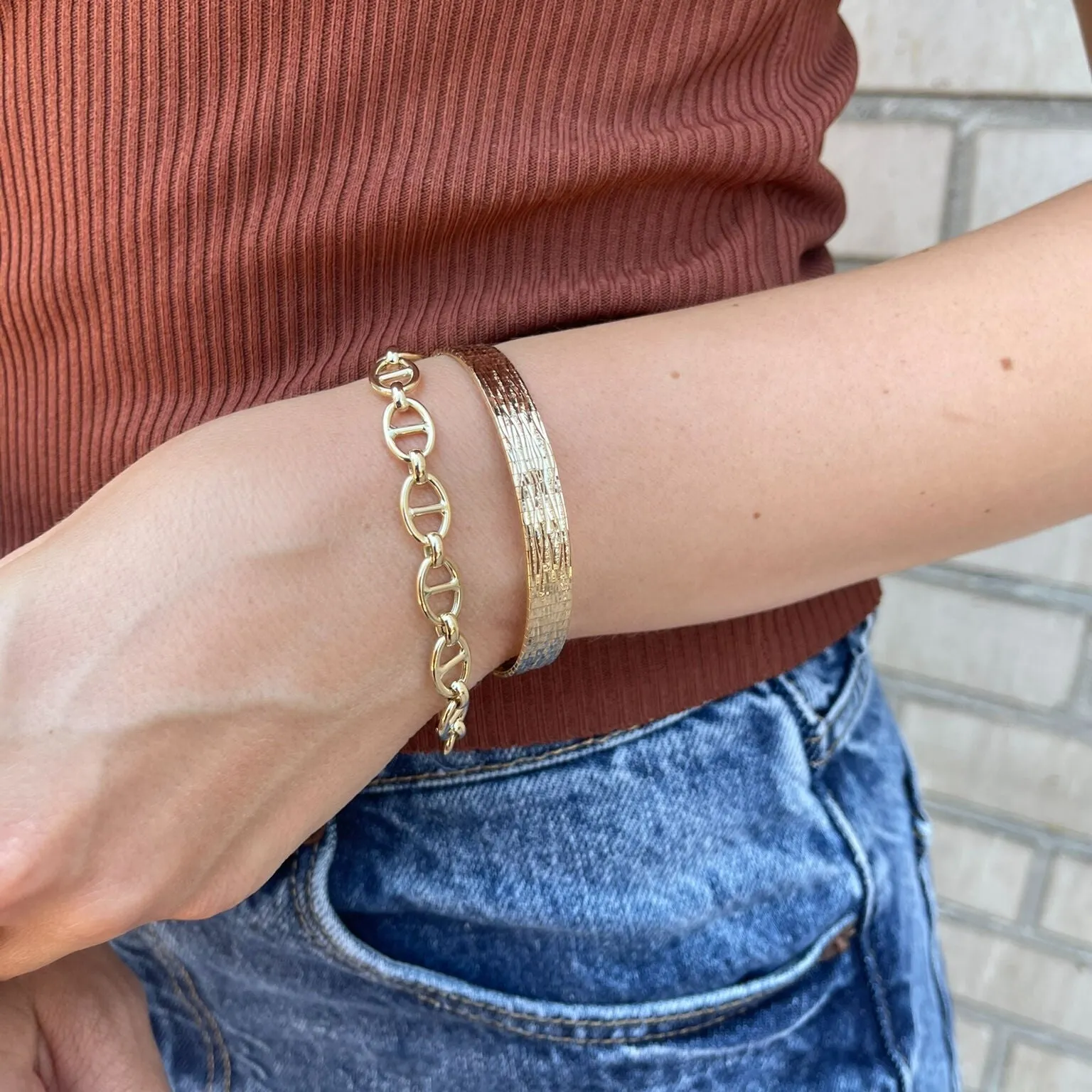 14K Gold Textured Flat Omega Bracelet