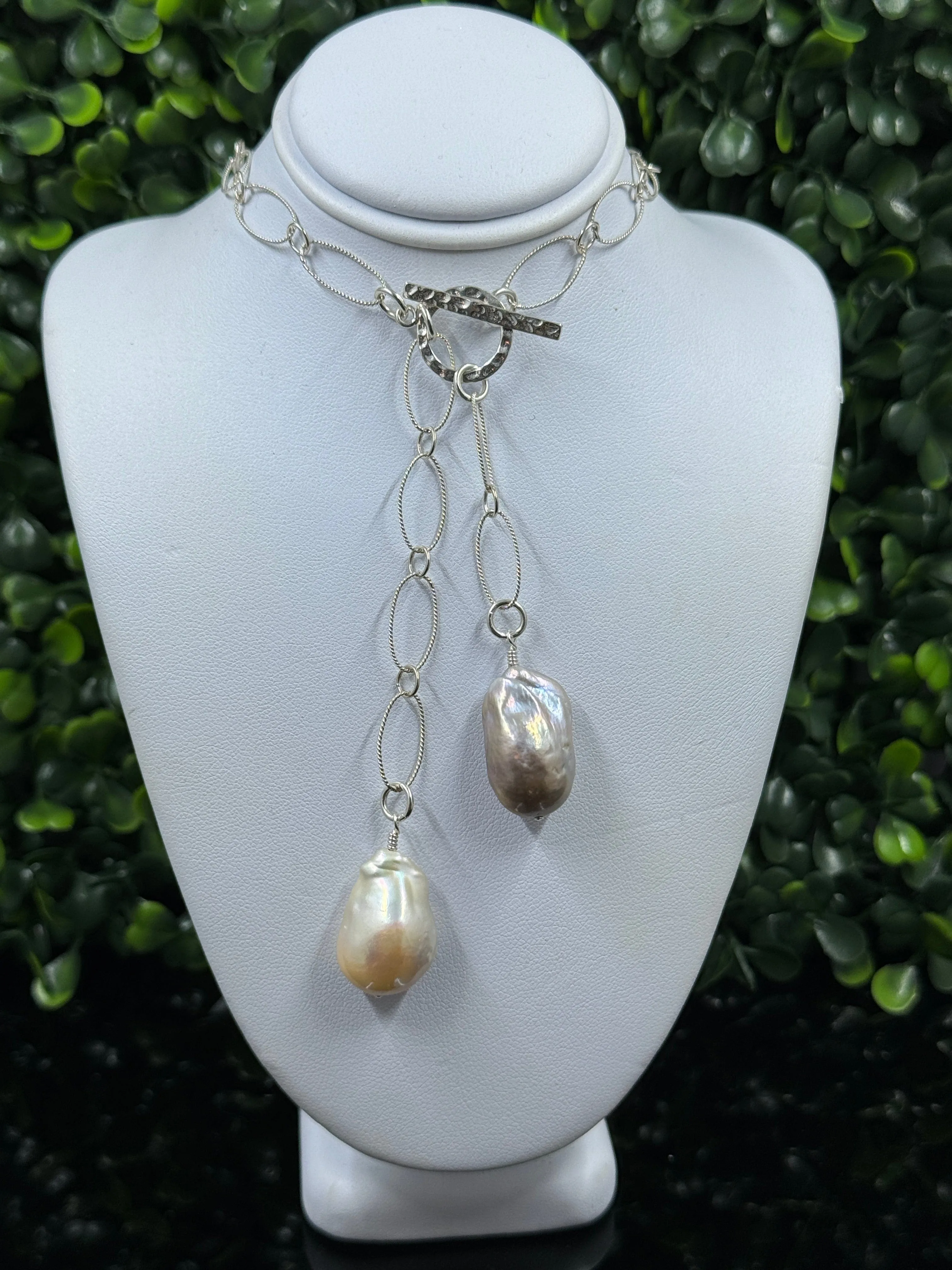 16-Inch Sterling Silver Lariat Necklace with Dual Baroque Pearls