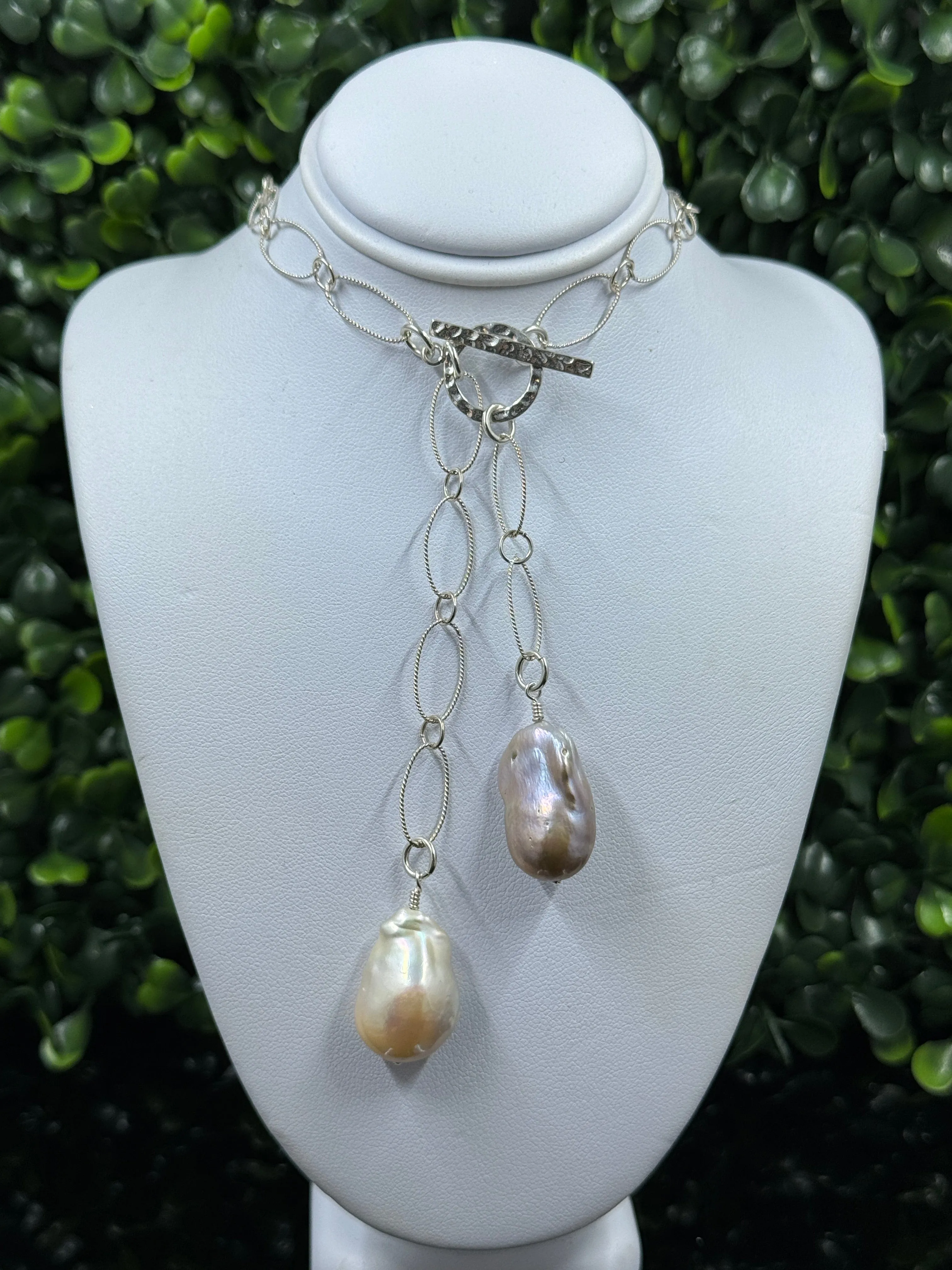 16-Inch Sterling Silver Lariat Necklace with Dual Baroque Pearls