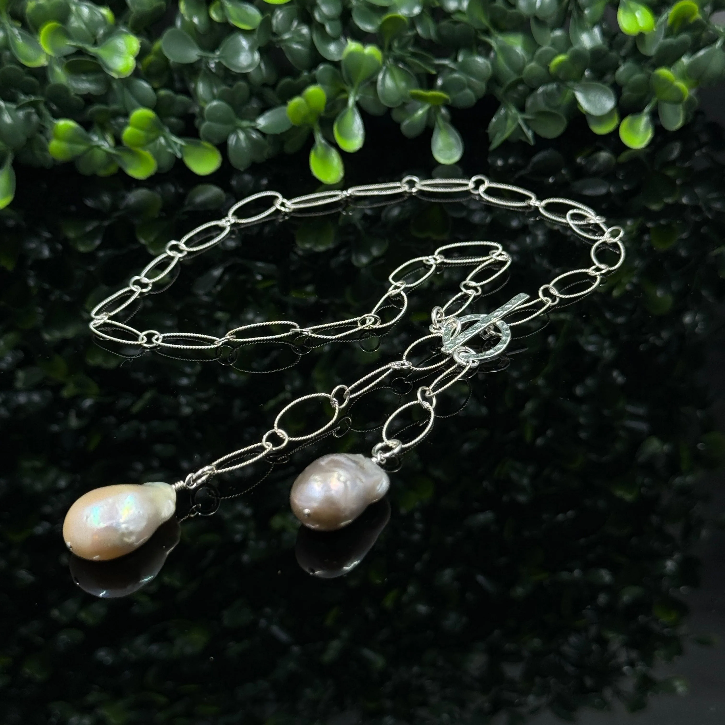 16-Inch Sterling Silver Lariat Necklace with Dual Baroque Pearls