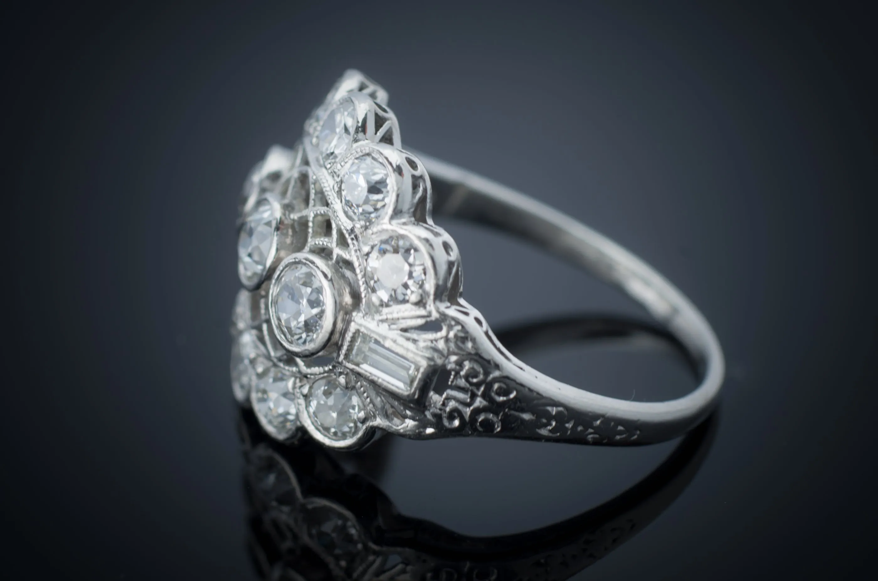 1.8CTW EDWARDIAN PLATINUM AND DIAMOND RING