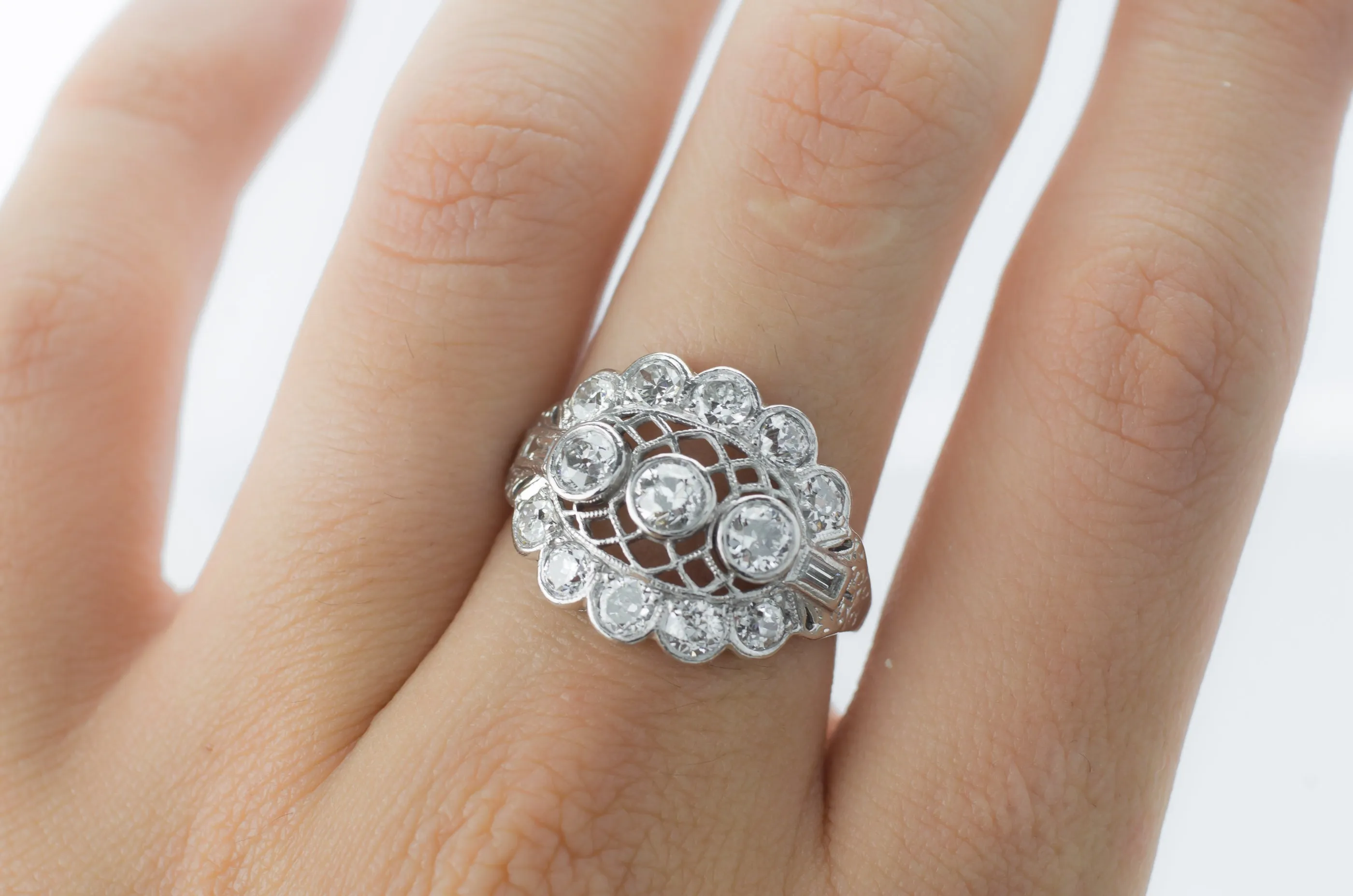 1.8CTW EDWARDIAN PLATINUM AND DIAMOND RING