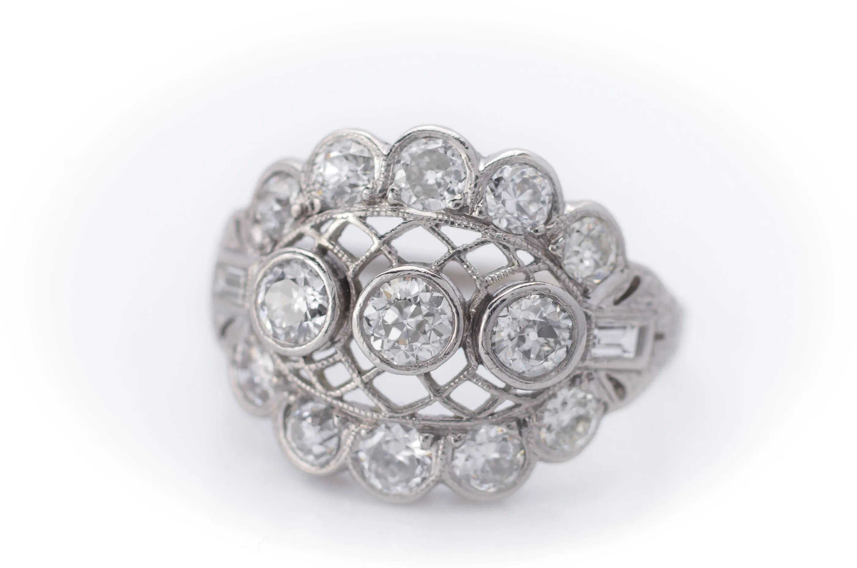 1.8CTW EDWARDIAN PLATINUM AND DIAMOND RING