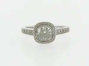 18K WHITE GOLD DIAMOND SOLITAIRE RING