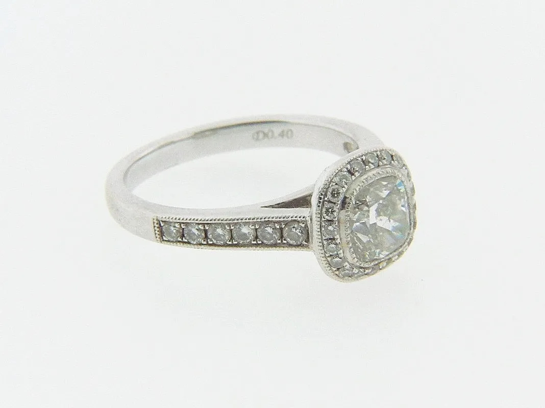 18K WHITE GOLD DIAMOND SOLITAIRE RING