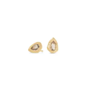 18kt Teardrop Sapphire Studs