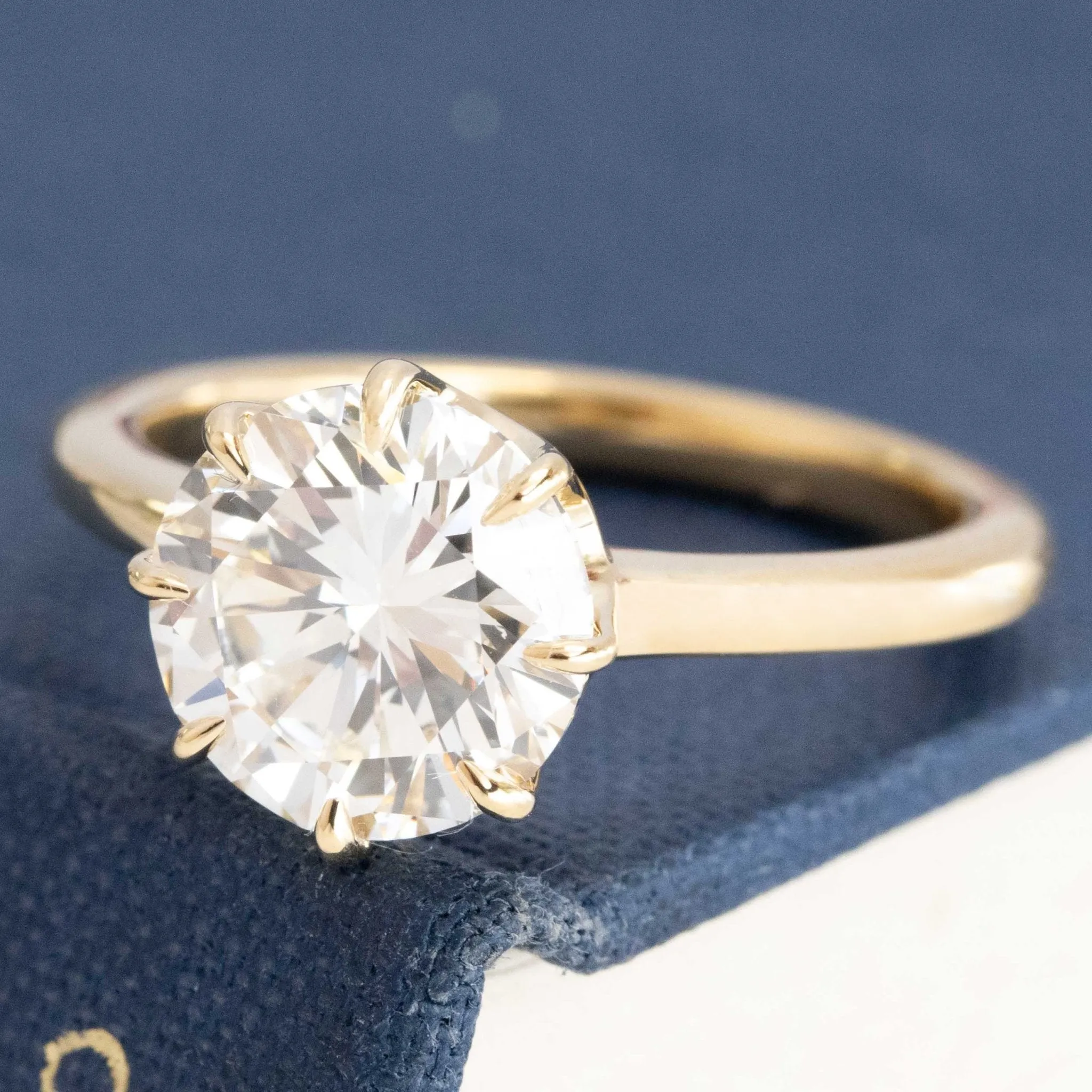 2.86ct Round Brilliant Cut Diamond Solitaire, GIA J VS1
