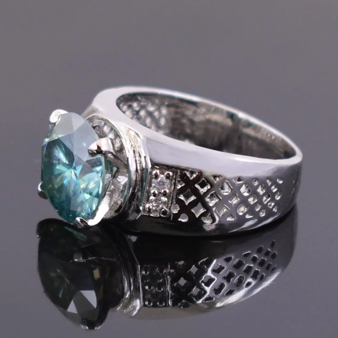 4.60 Ct Certified Blue Diamond Heavy Ring with Diamond Accents. Designer Collection & with Great Sparkle