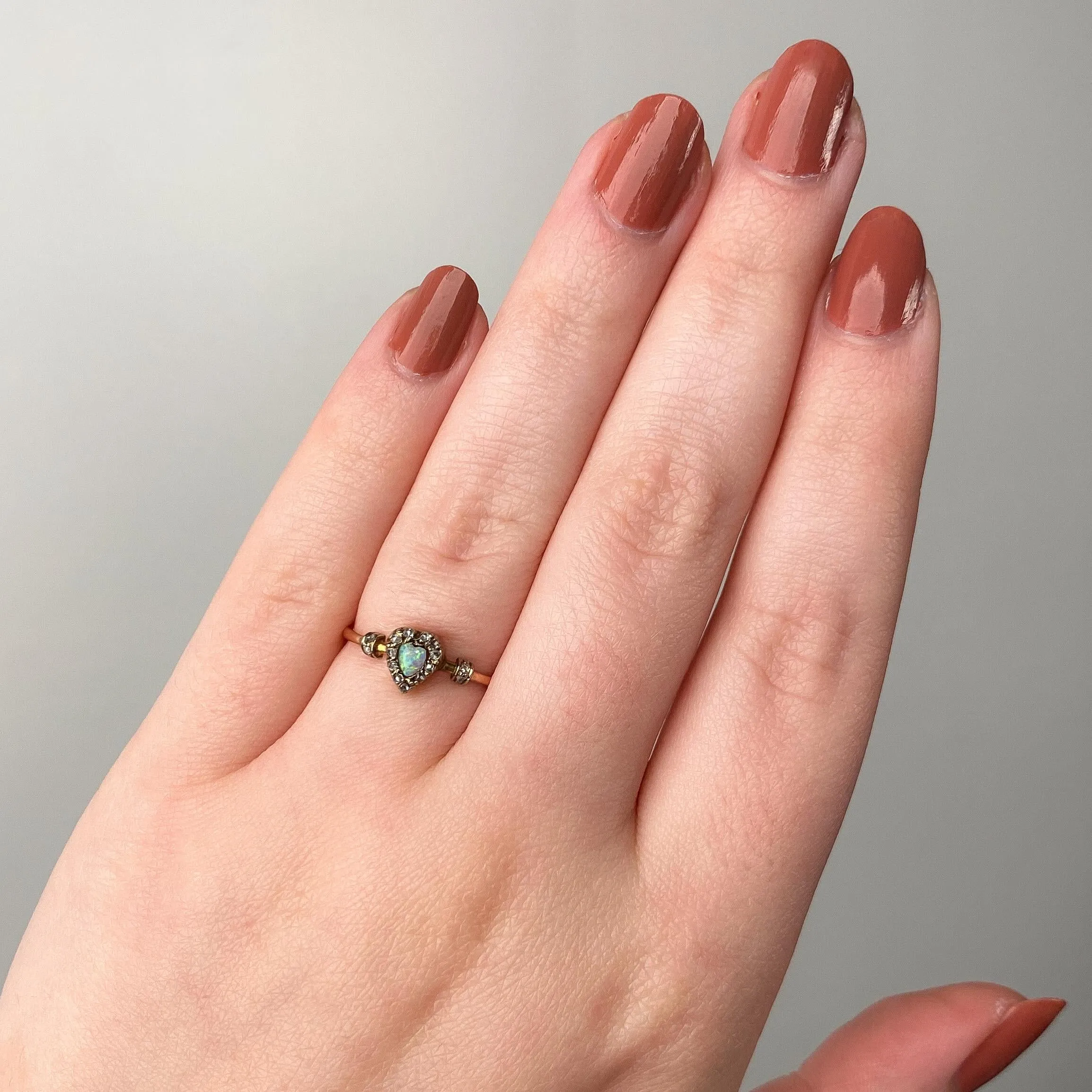 Antique Opal and Diamond Heart Ring of 18k Gold