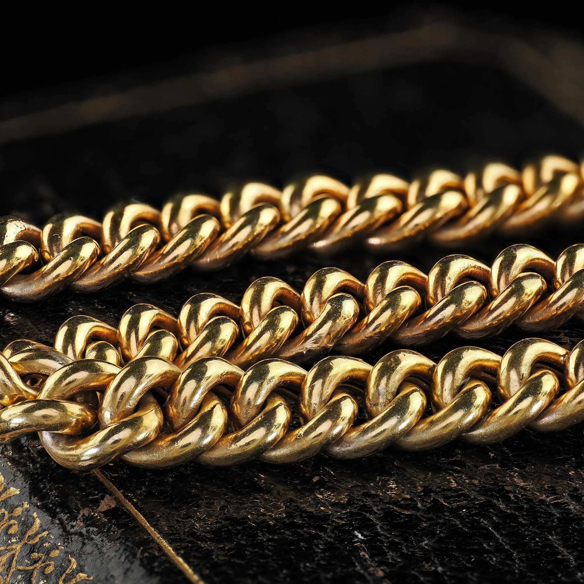 Antique Victorian 8K Yellow Gold Hollow Curb Link Chain Bracelet - 7.5 inches