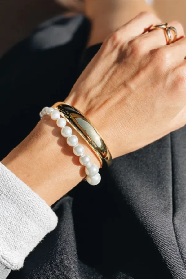 Ascending Pearls Bracelet on Rectangular Chain (Sold Out)