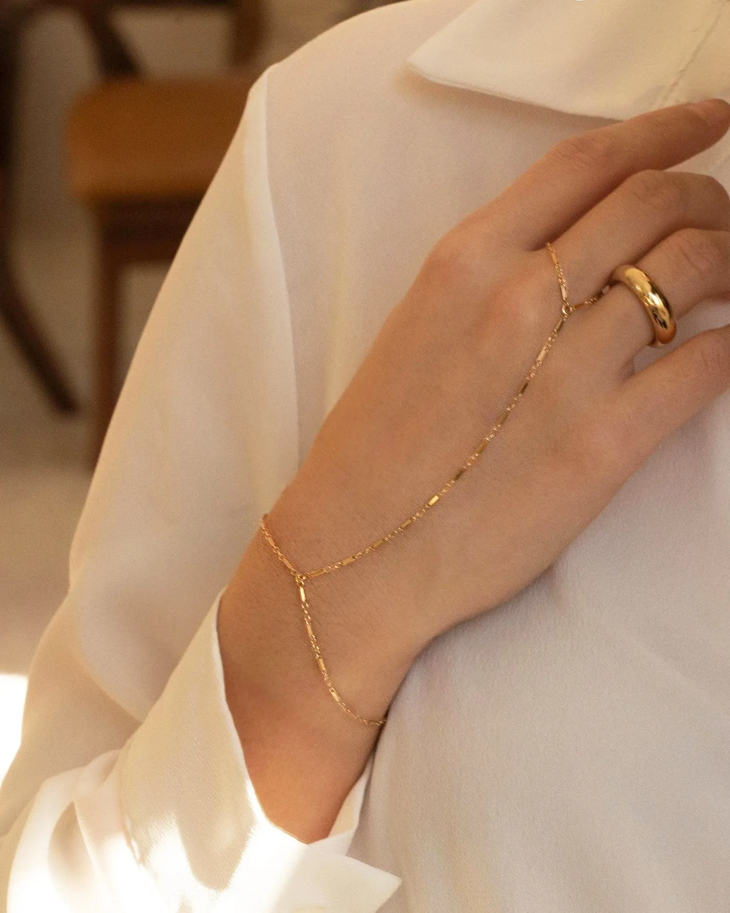 Bar Hand Chain Bracelet