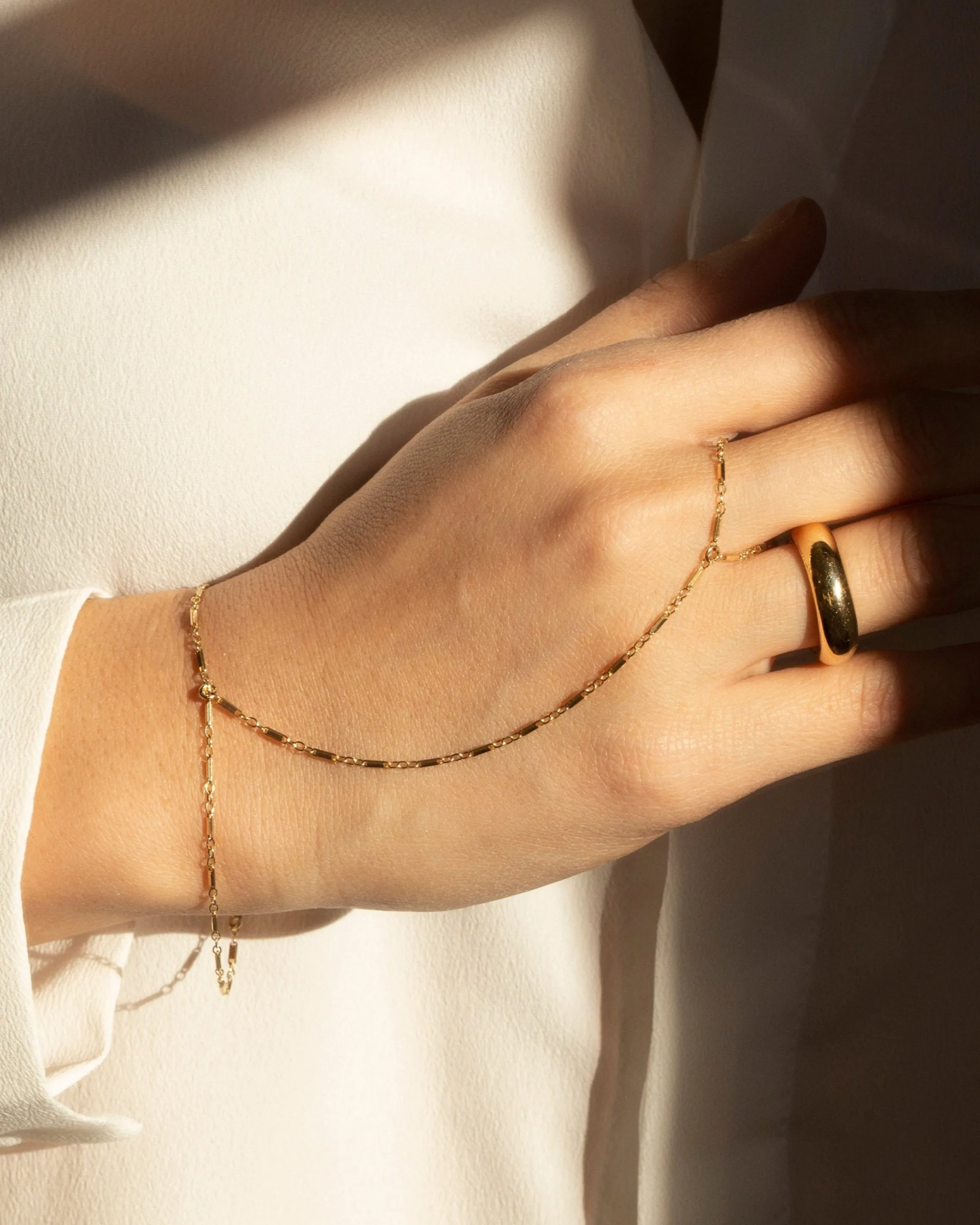 Bar Hand Chain Bracelet