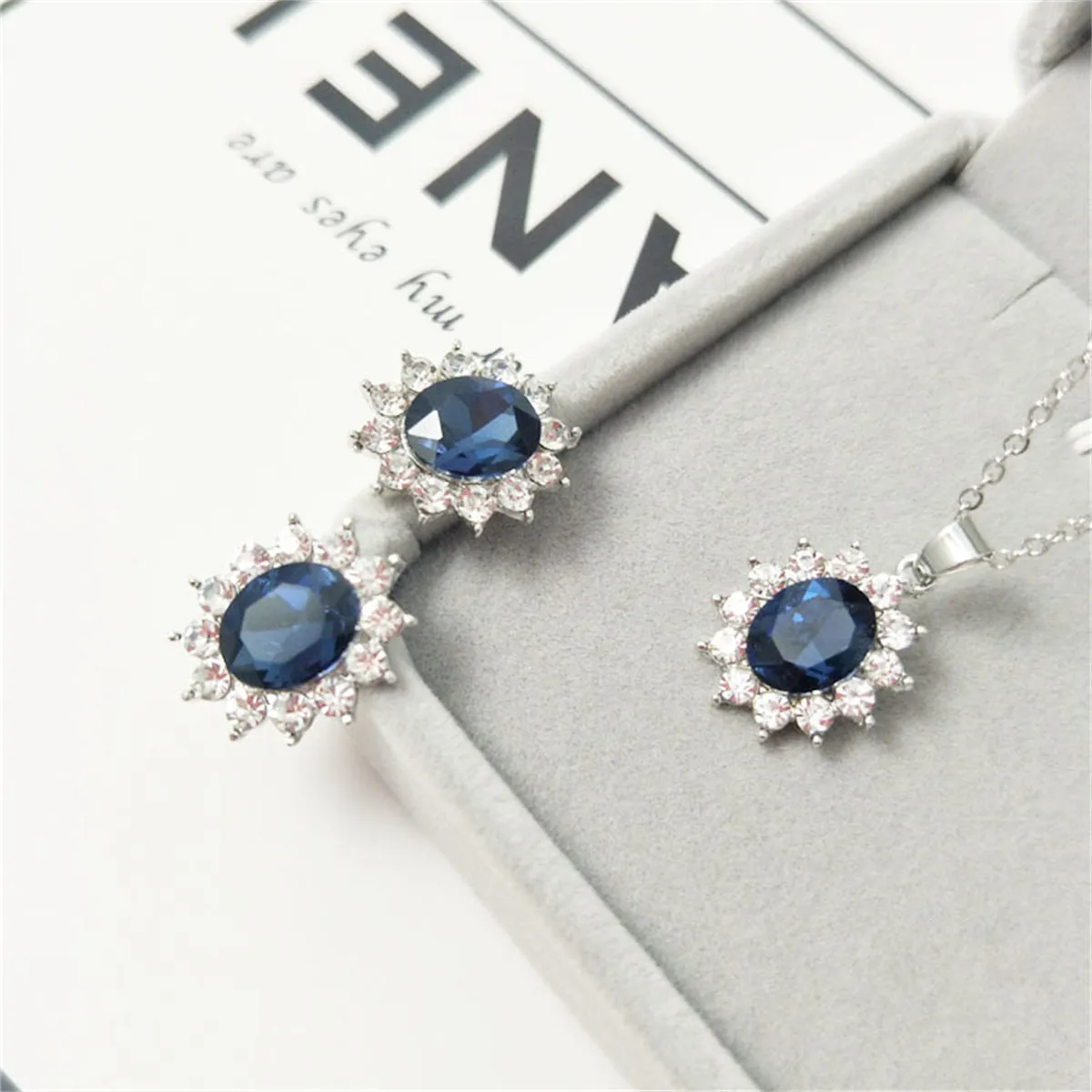 Blue Crystal & Cubic Zirconia Flower Stud Earrings & Pendant Necklace