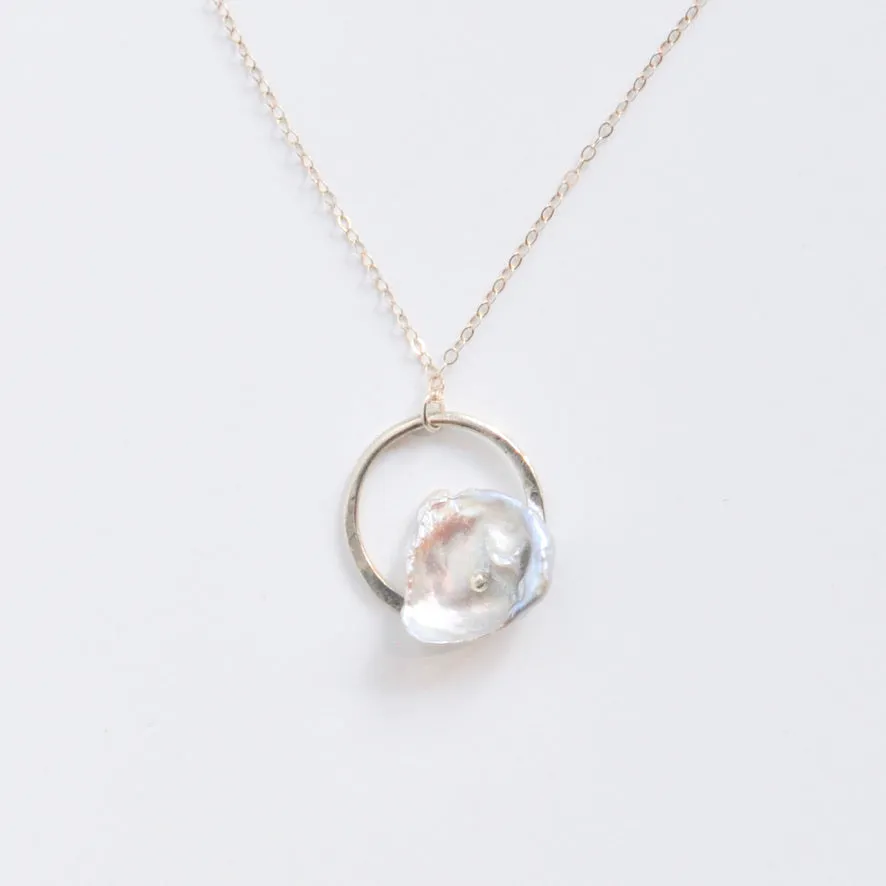 Circle Pendant Necklace - Karolyn Elisa Jewelry