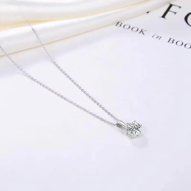Classic Round Shape Pendant Necklaces for Women