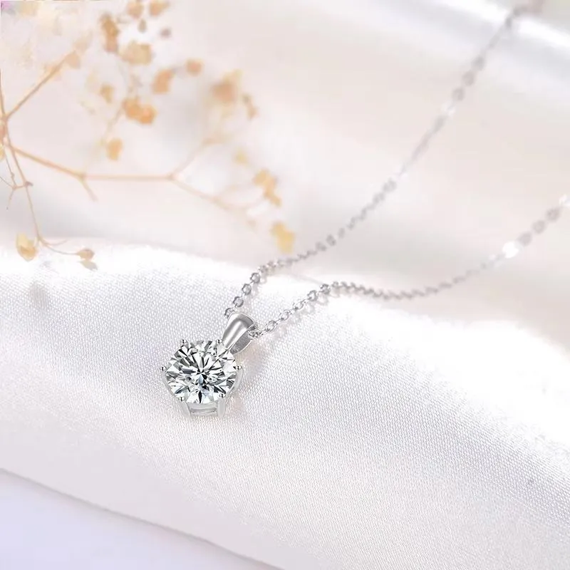 Classic Round Shape Pendant Necklaces for Women