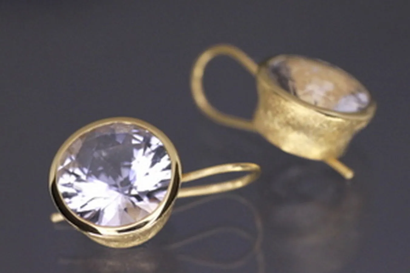 Clear crystal earrings, gold plated