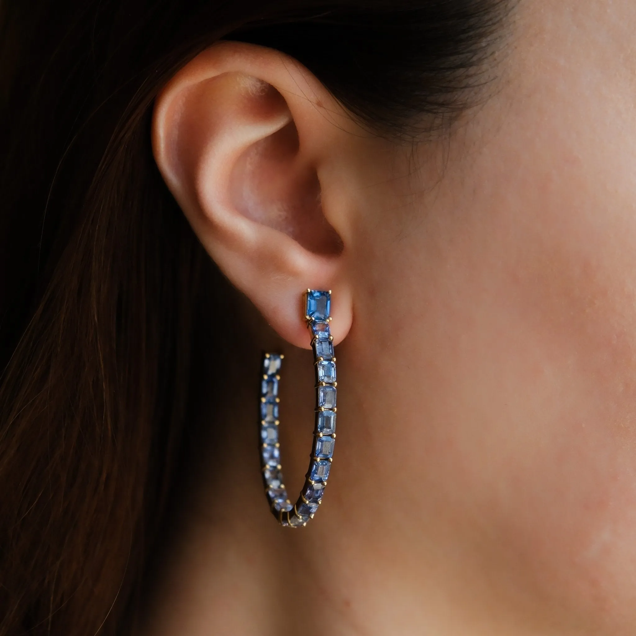 Como Hoop Blue Sapphire Hoop Earrings