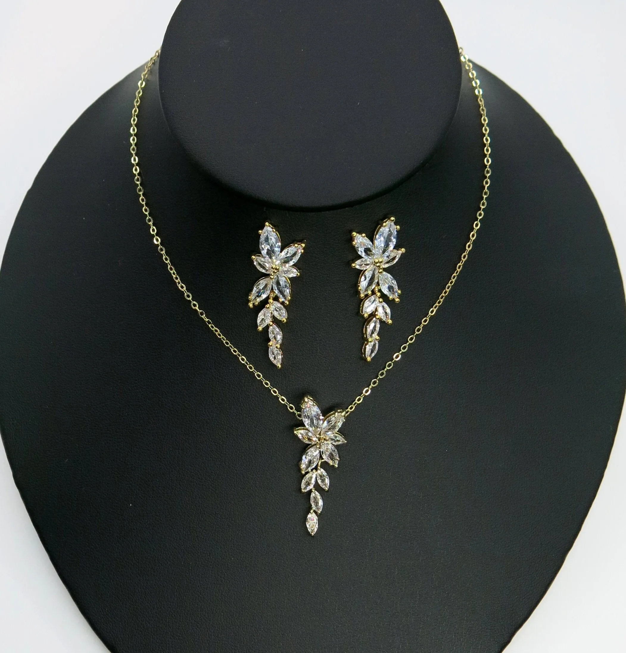 Crystal Leaf Bridal Dangle Earrings, Wedding Floral Gem Stud Earrings, Bridesmaid Fashion 14K Gold Plated Ear Studs or Necklace