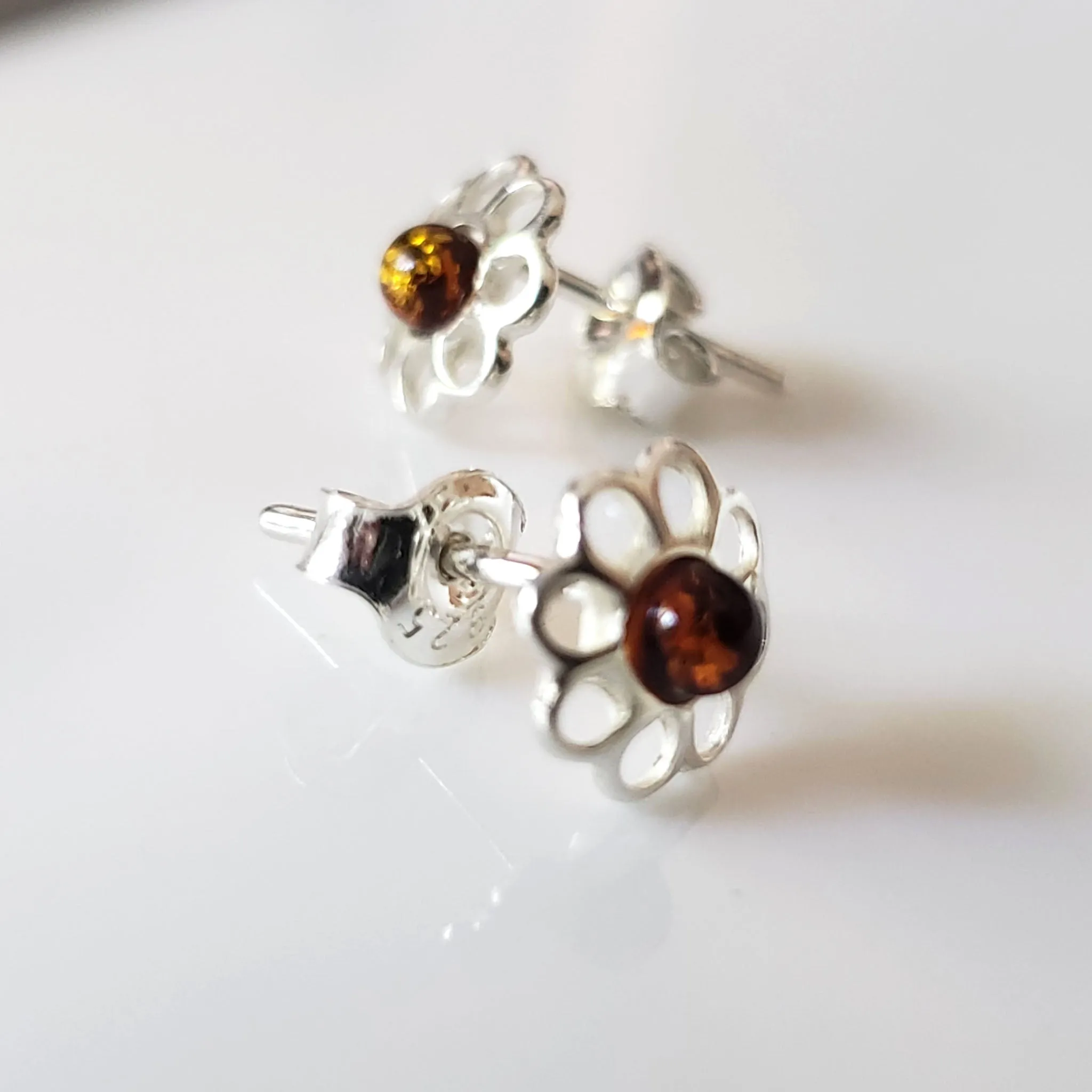 Daisy Sterling Silver Stud Earrings with Amber