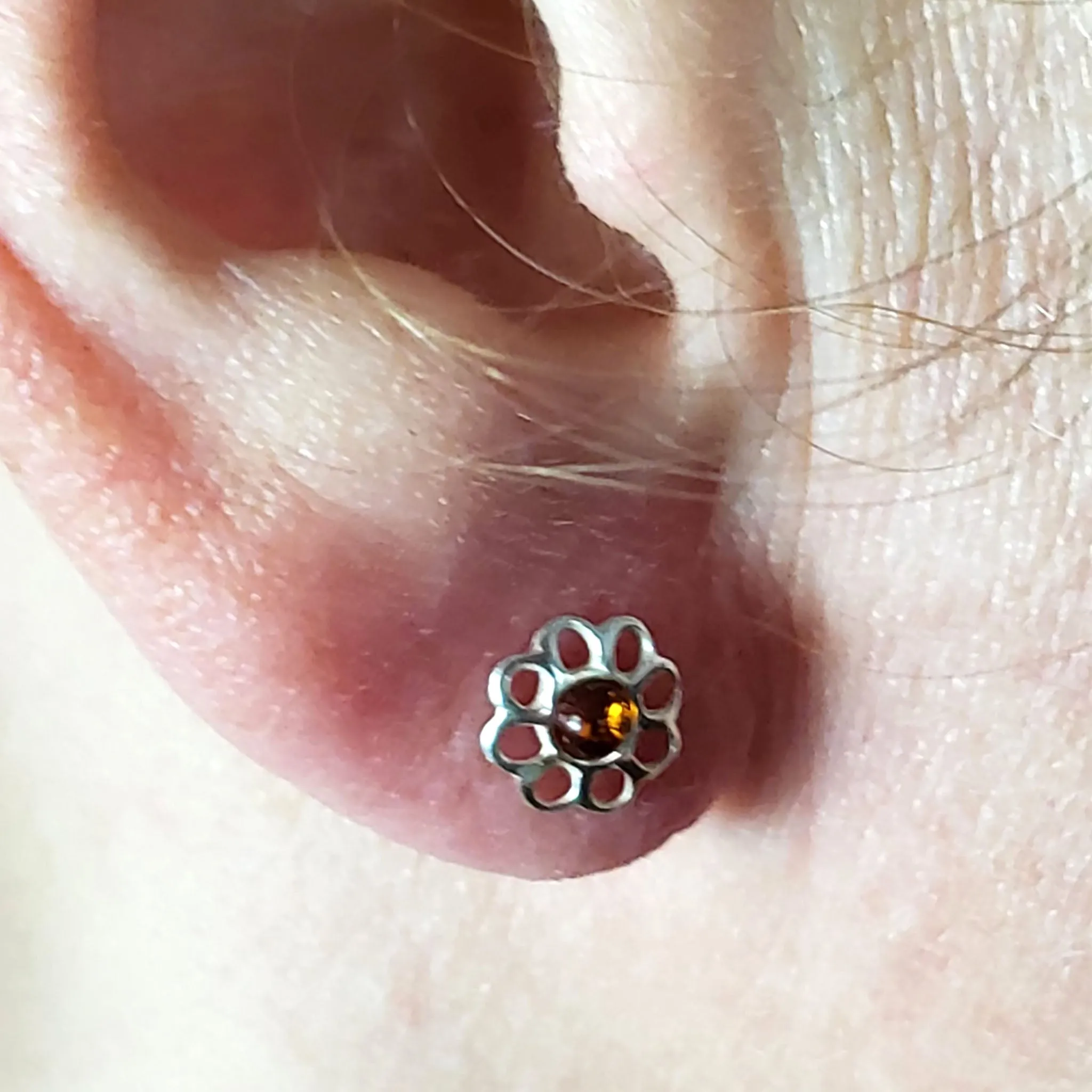 Daisy Sterling Silver Stud Earrings with Amber