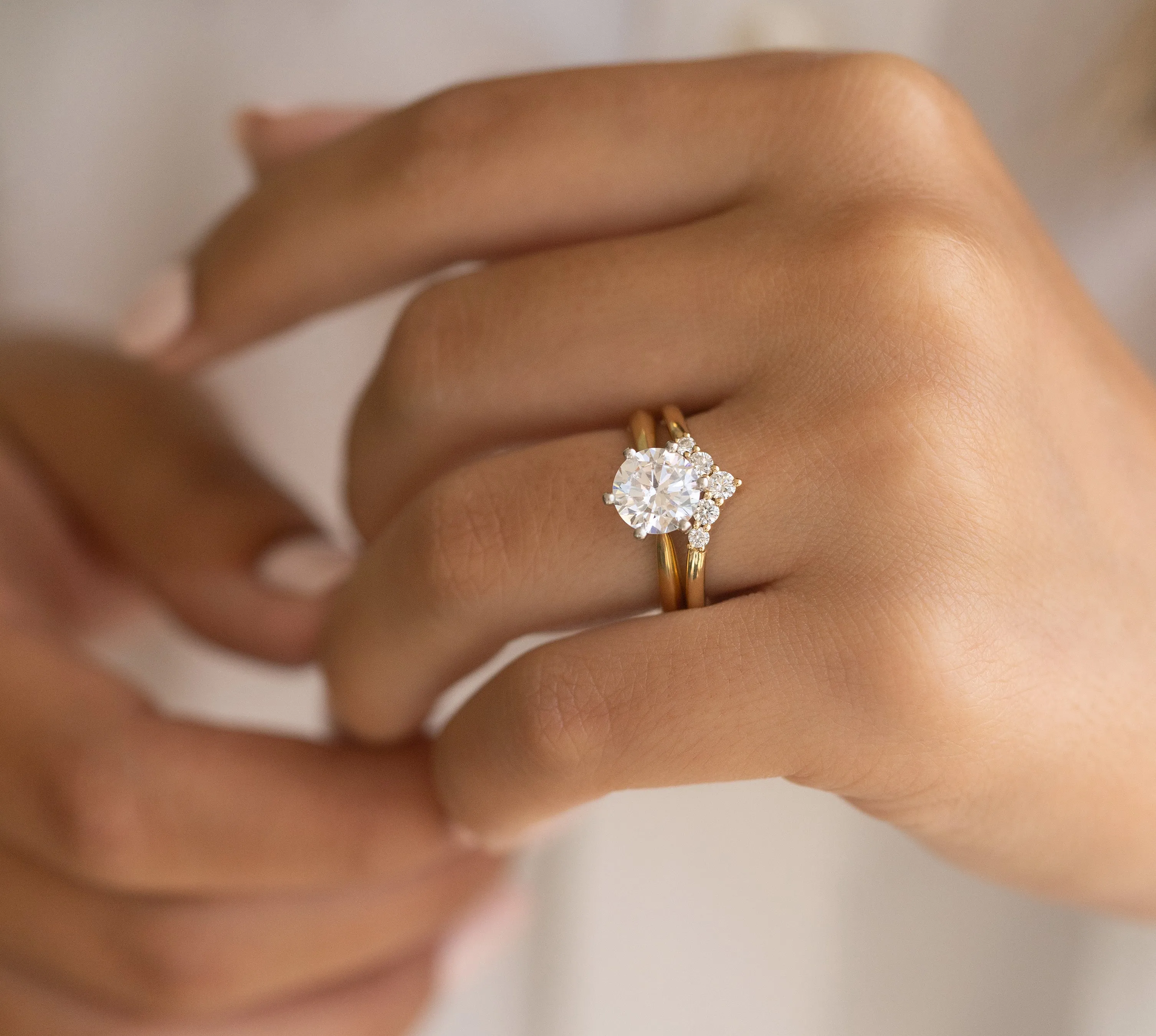 Diamond 'V' Nesting Ring