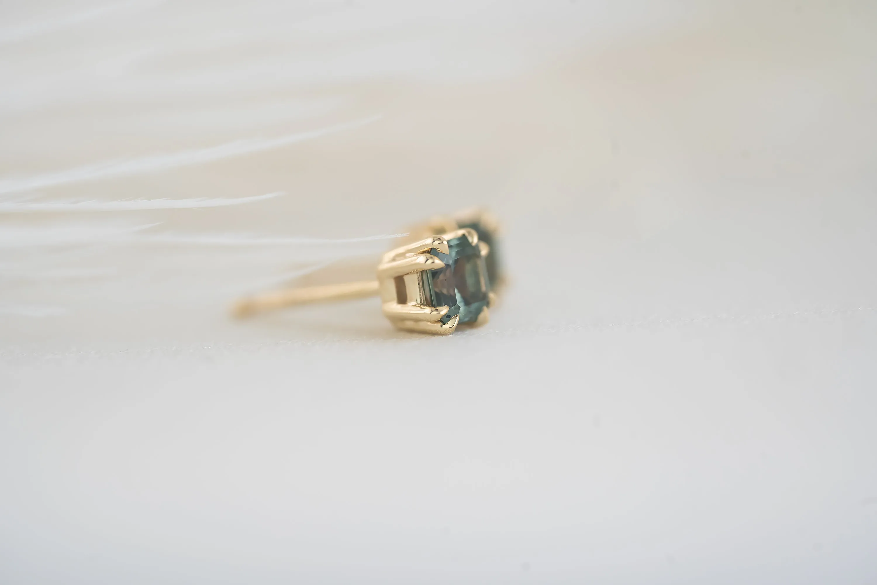 Embrace Stud Earrings | Montana Sapphire