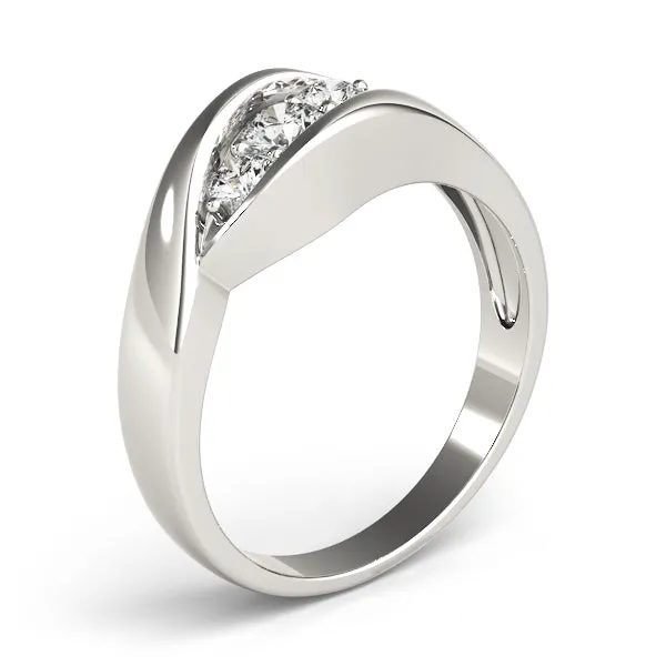 Engagement Rings 3 Stone Round - TN82741