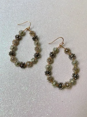 ER190 CRYSTAL FLORAL EARRINGS