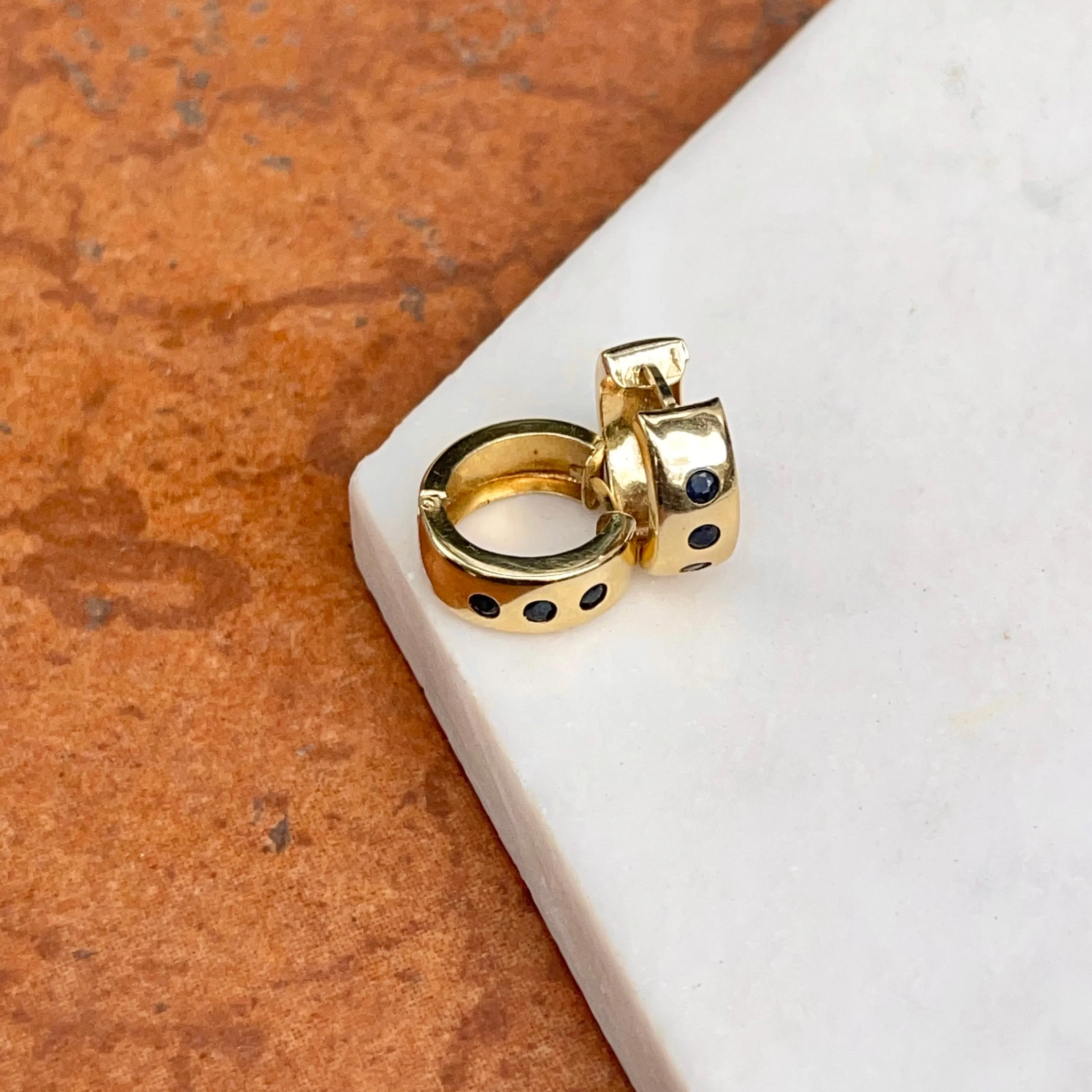 Estate 14KT Yellow Gold Blue Sapphire Hinged Huggie Hoop Earrings