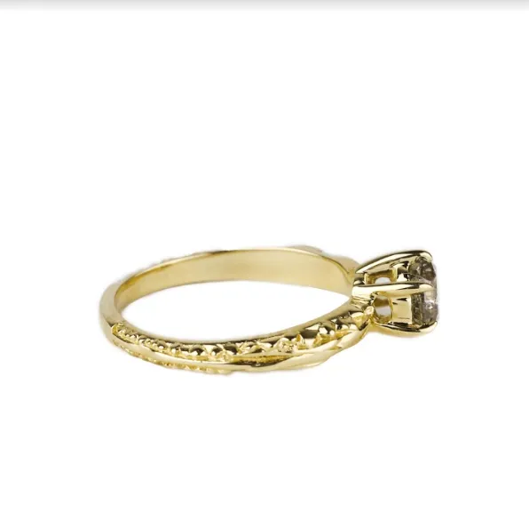 FACETED MATRIX SOLITAIRE ENGAGEMENT RING | 14K GOLD & SALT & PEPPER DIAMOND