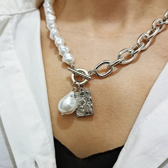 Fashion Chain Pearl Necklace For Women Baroque Pearl Pendant Necklaces Choker Neck Snake Chain Gold Silver Color Collier Jewelry
