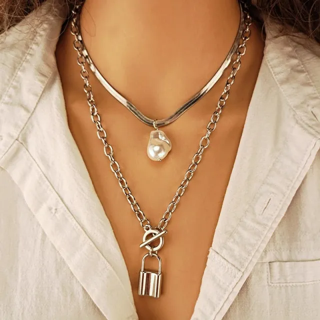 Fashion Chain Pearl Necklace For Women Baroque Pearl Pendant Necklaces Choker Neck Snake Chain Gold Silver Color Collier Jewelry