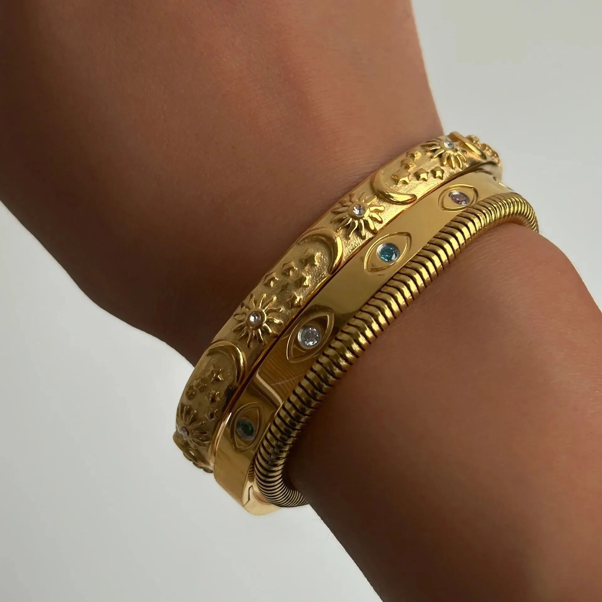 Fashion Women Trend Carving The All-Seeing Eye Bracelets Gold Color Width 5MM Stainless Steel Chain Bangles For Women Jewelry