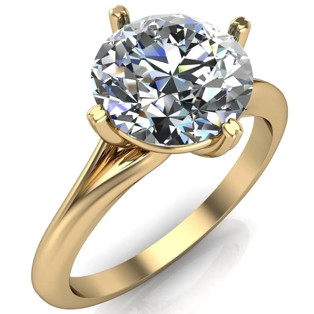 Finé Round Center Stone 4 Prong Split Shank Engagement Ring