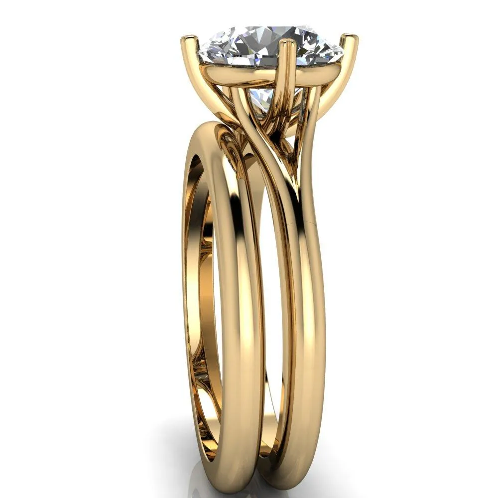 Finé Round Center Stone 4 Prong Split Shank Engagement Ring
