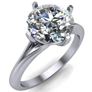 Finé Round Center Stone 4 Prong Split Shank Engagement Ring