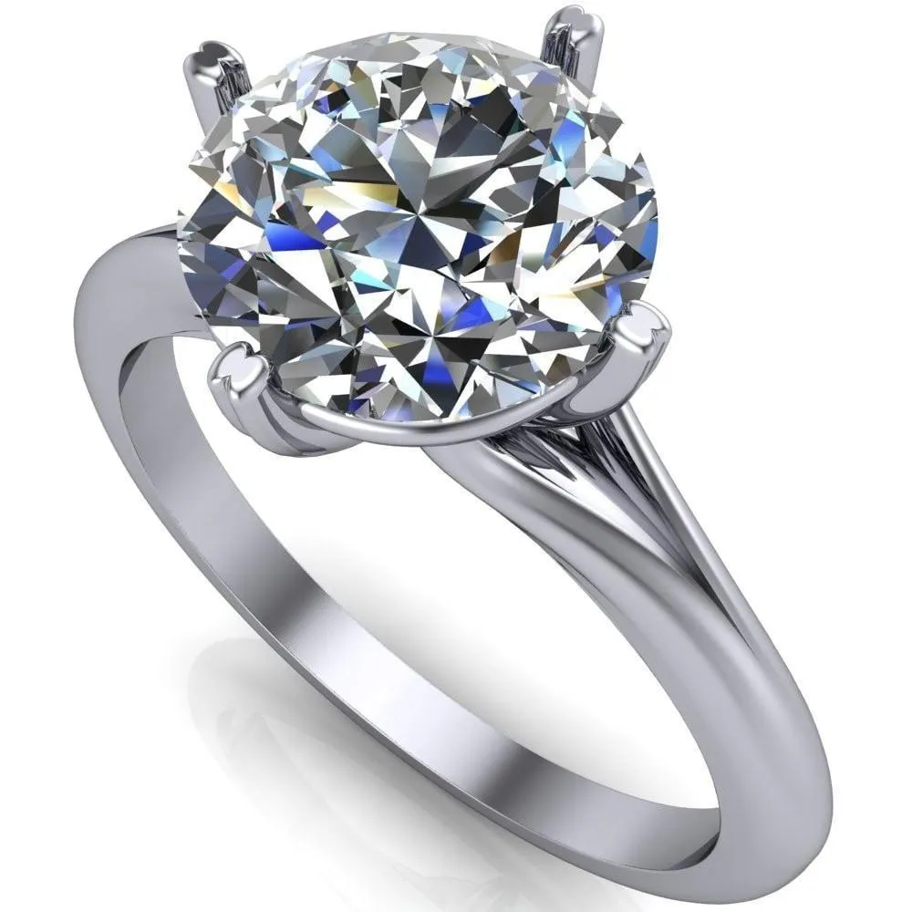 Finé Round Center Stone 4 Prong Split Shank Engagement Ring