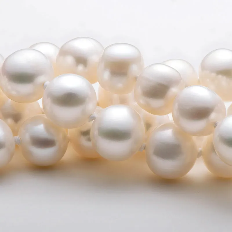 Freshwater Cultured White Pearl Necklace Oval Buckle