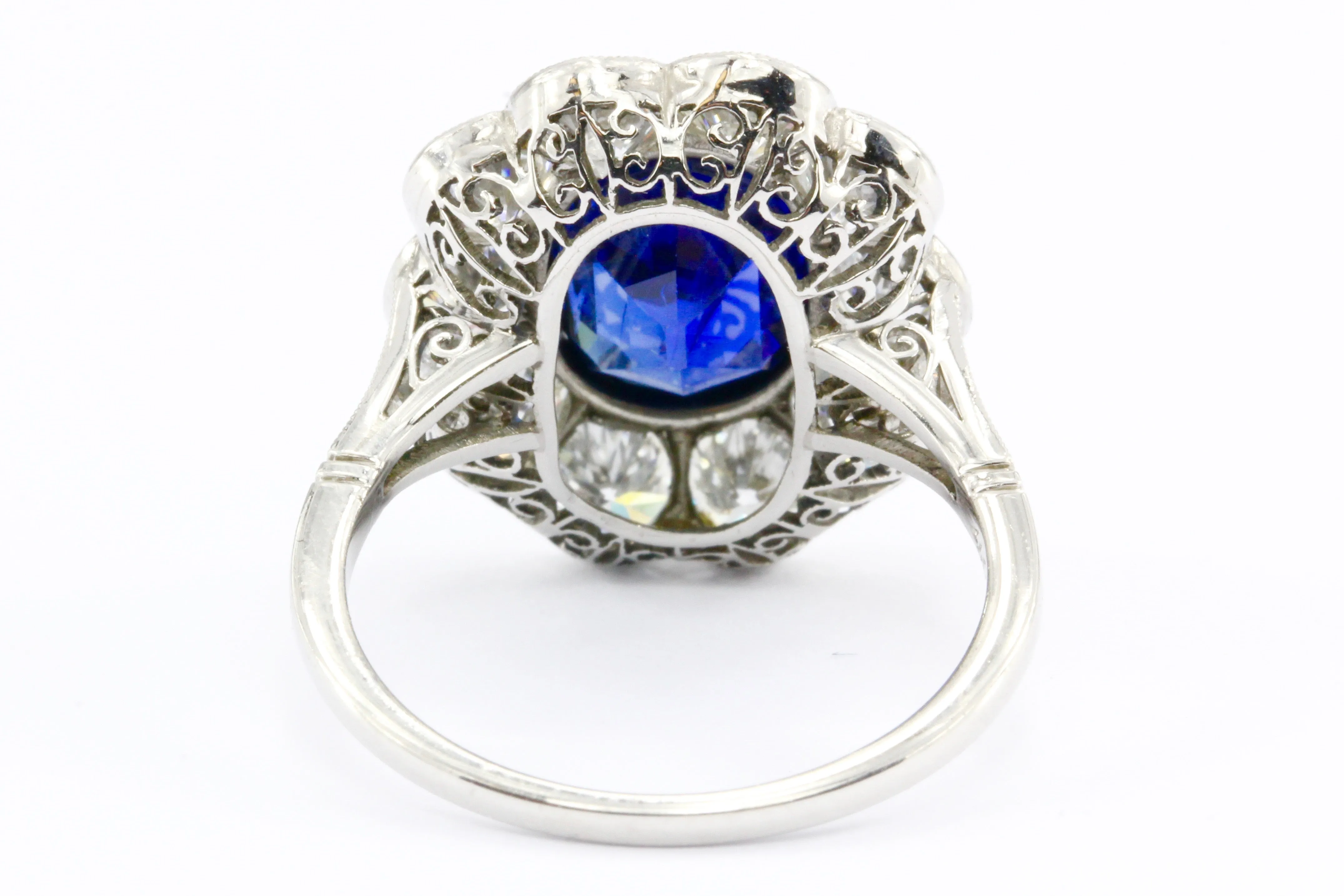 GIA Certified Natural No Treatment 4.08ct Sapphire in a Platinum & Diamond Setting