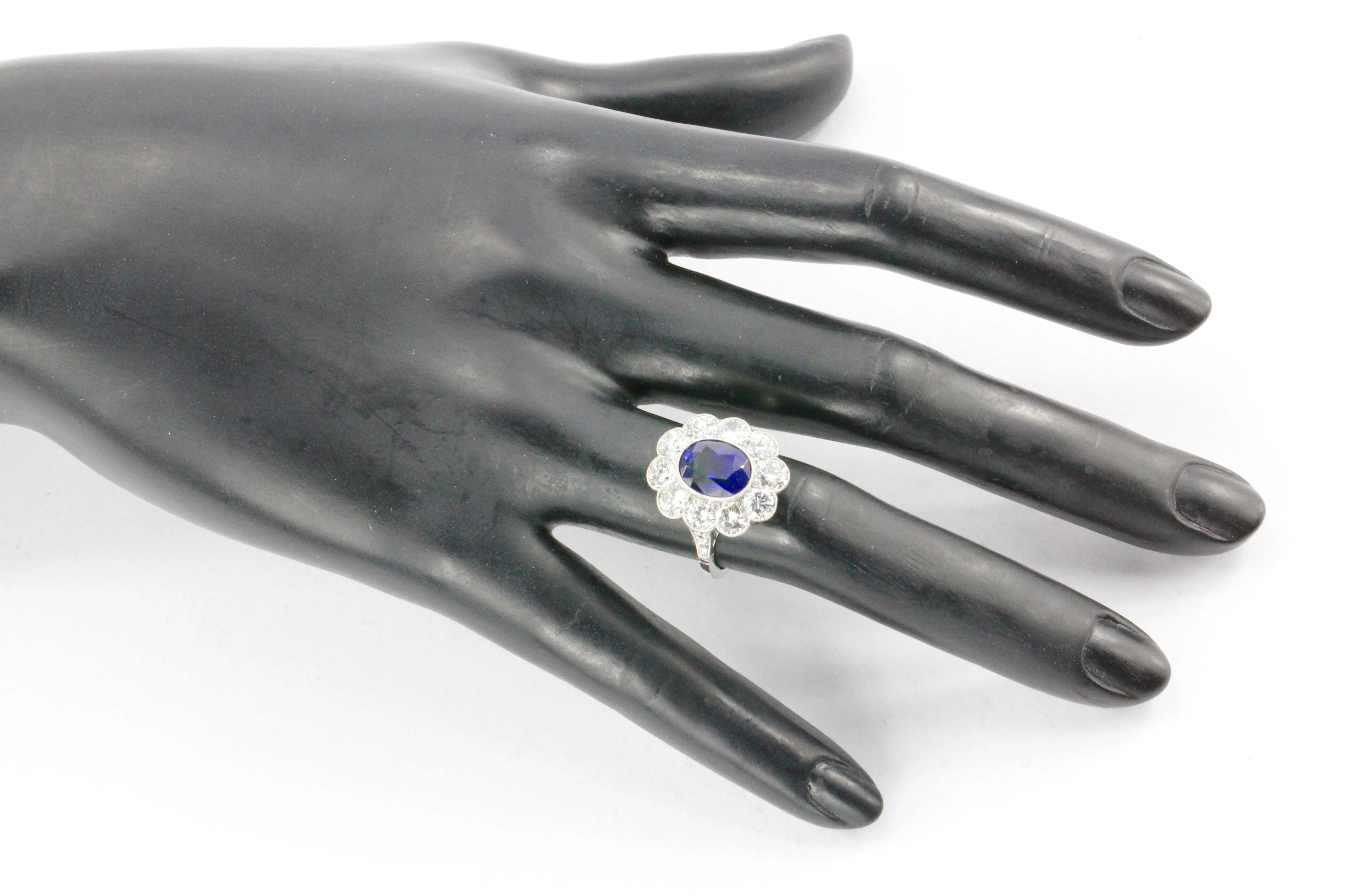 GIA Certified Natural No Treatment 4.08ct Sapphire in a Platinum & Diamond Setting