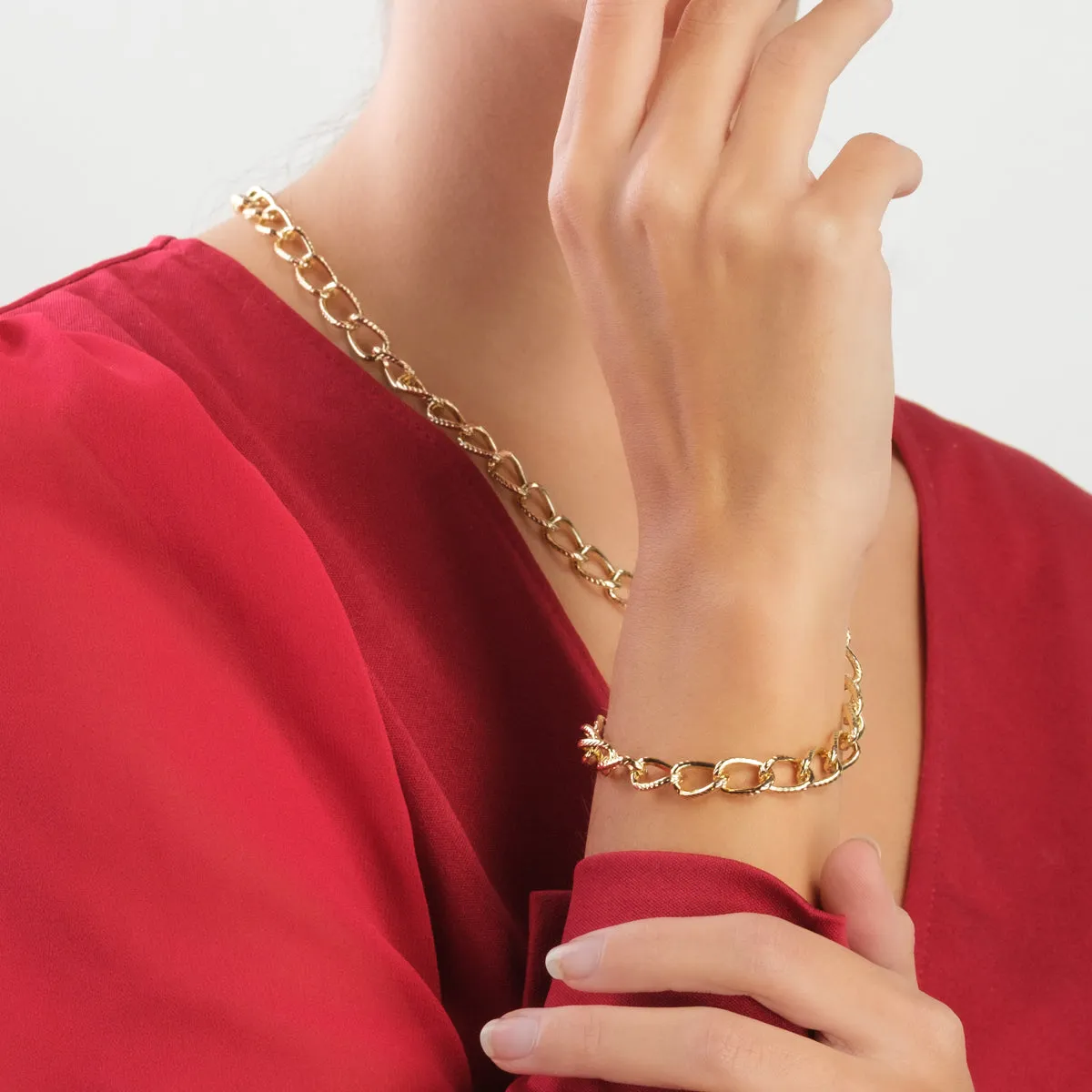 Gold Curb Chain Bracelet