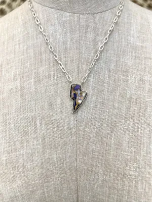 Hada Violet Rose Lightning Necklace