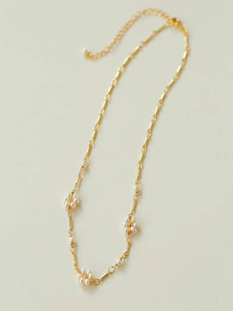 Handwoven Pearl Flower Chain Necklace Type G
