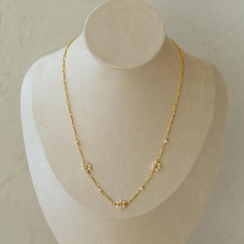 Handwoven Pearl Flower Chain Necklace Type G