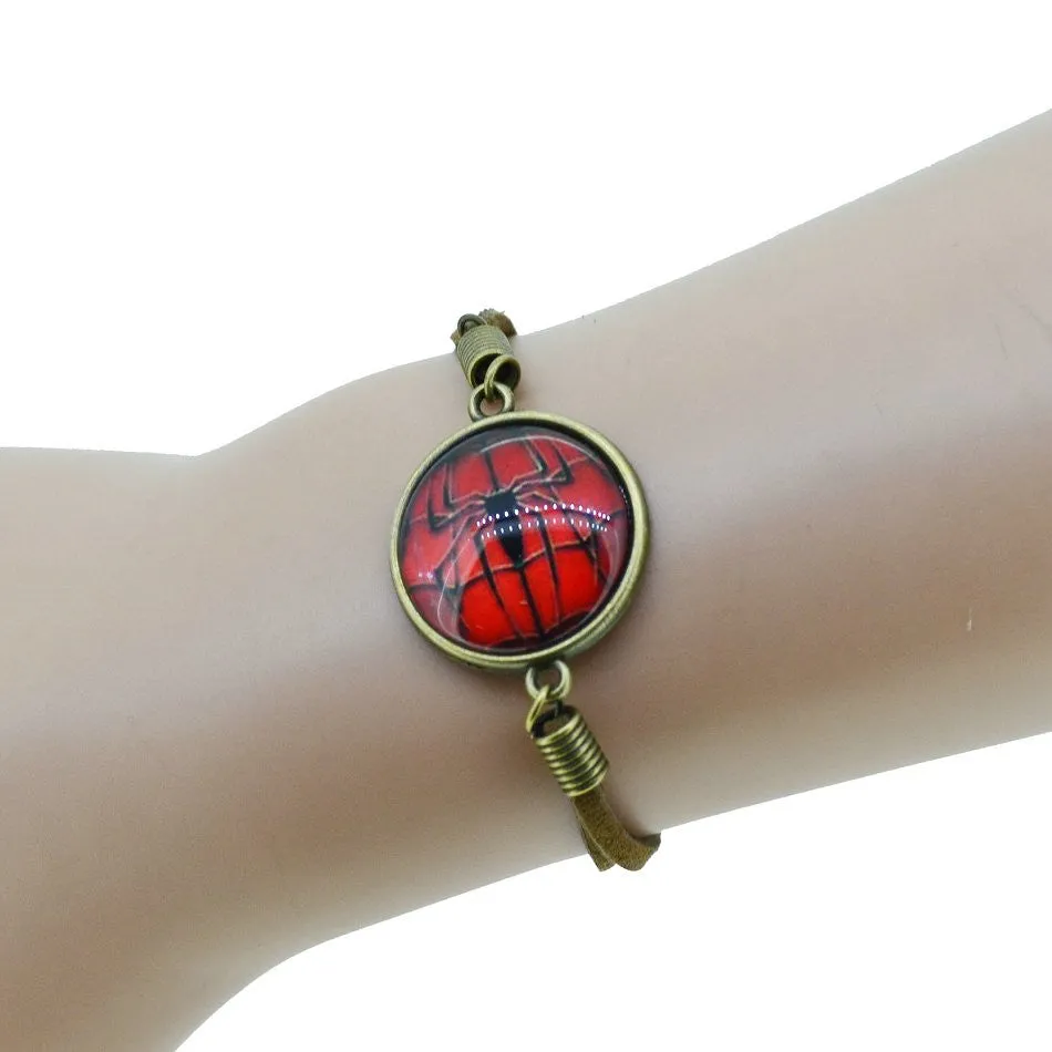 Hot Sale Justice League Series Suede Leather Heroes Bracelet Batman Superman Captain The Flash America Charms Creative Gifts